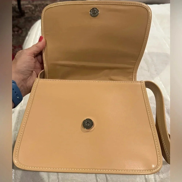 Massimo structured All leather shoulder bag in buttery tan medium size - Picture 2 of 10